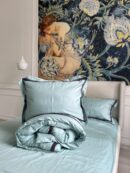 Premium satin bedding with stripes (turquoise shade)