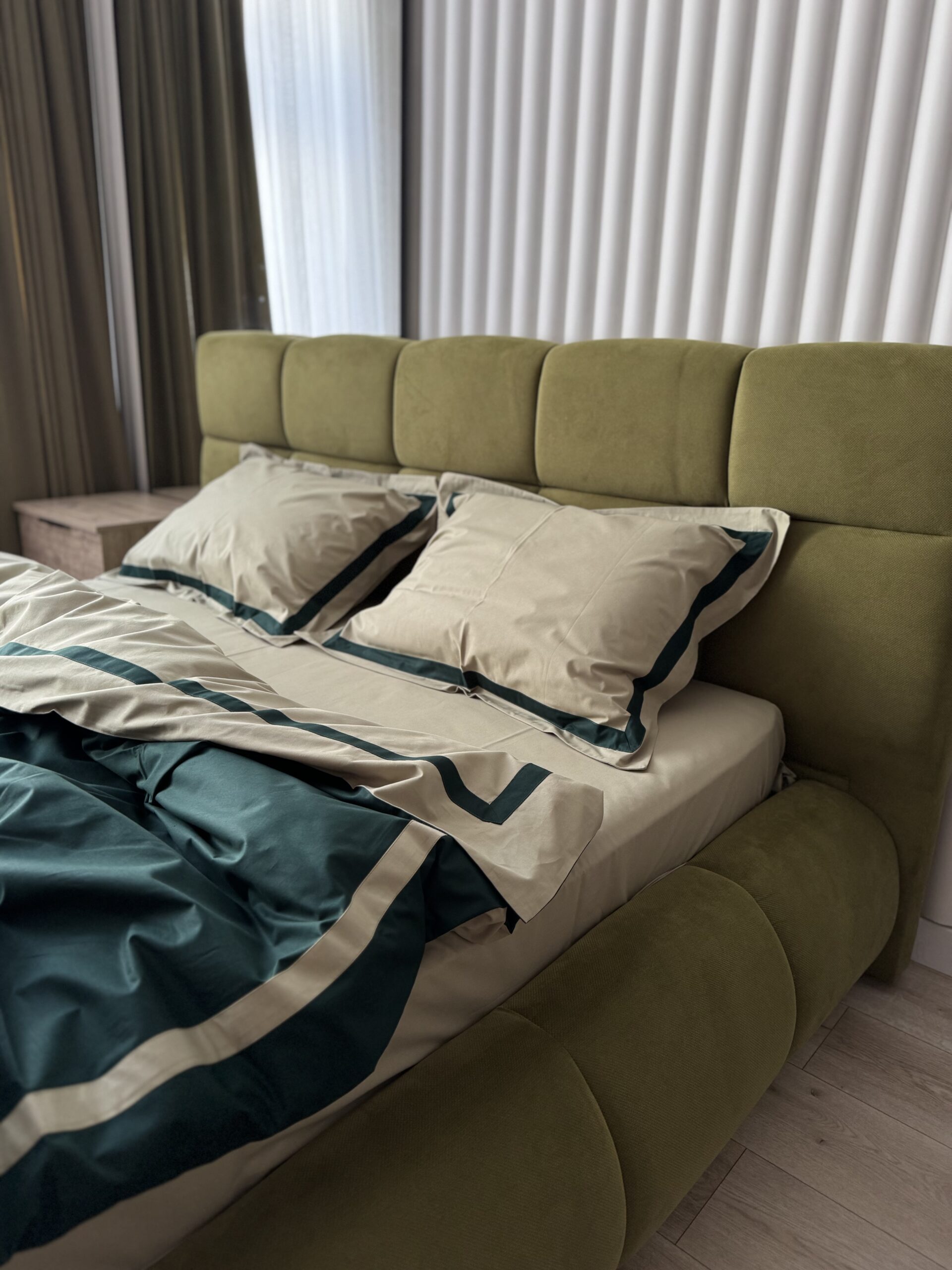Постіль поплін “Матовий Преміум” (Смарагдовий у поєднанні із бежевим + широкі смужки) - Image 2