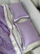 Premium satin bedding with stripes (Lilac in combination with milk)