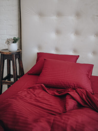 Постіль страйп сатин однотонний (Відтінок Бордовий)
